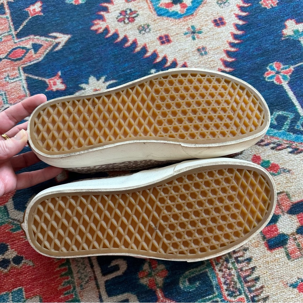 VANS Off the Wall Slip On Shoes - Picture 10 of 10